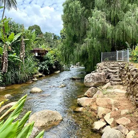 Bangalo A Beira Do Rio Em Plena Natureza Petropolis  Exterior photo