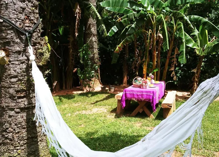 Bangalo A Beira Do Rio Em Plena Natureza